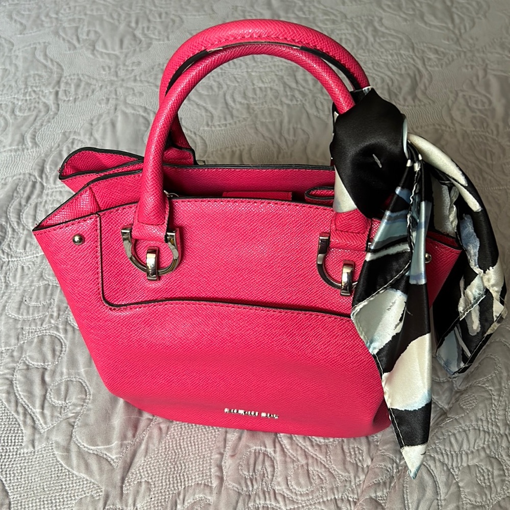 Watermelon London Fog Purse - great Condition